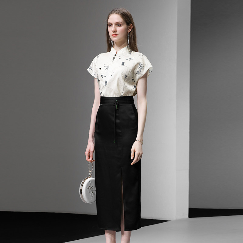 2025夏季新款新中式立领宽松上衣高腰中国结装饰直筒半裙套装