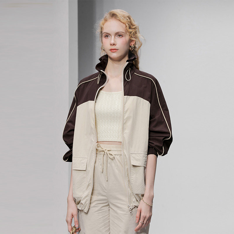 2026年春夏新款时尚休闲立领灯笼袖连休中长款防晒拼色外套女装