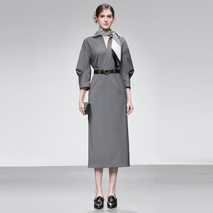 2026春季新款时尚轻奢气质通勤翻领设计收腰长款直筒灰色连衣裙