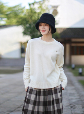 2025秋冬新款纯色羊毛针织衫白色圆领套头打底衫百搭宽松长袖毛衣