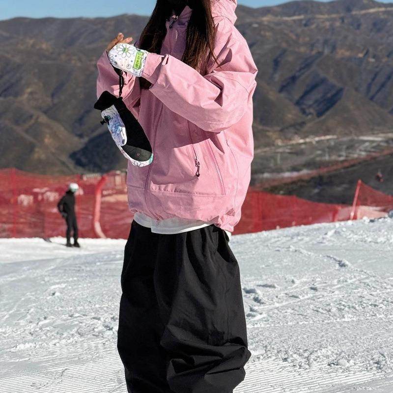 登山防风防水滑雪服新款桃粉色多巴胺三合一女女冲锋衣外套有吊牌,女装/女士精品,短外套,淘宝优惠券,粉丝福利购,淘宝优惠卷