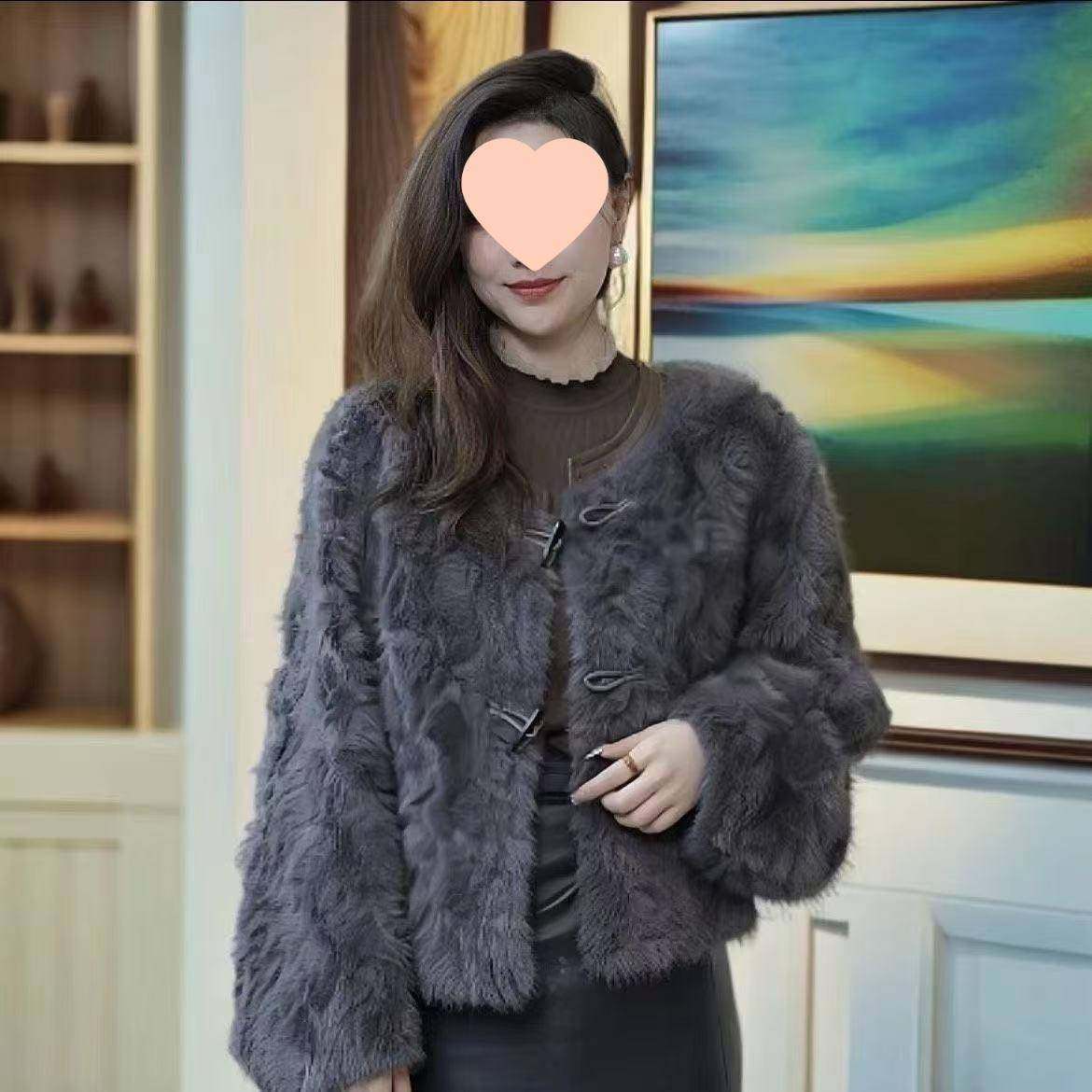 2025新款小湖洋时尚小香风马蹄袖皮毛一体外套气质百搭休闲女短款,女装/女士精品,毛呢外套,淘宝优惠券,粉丝福利购,淘宝优惠卷