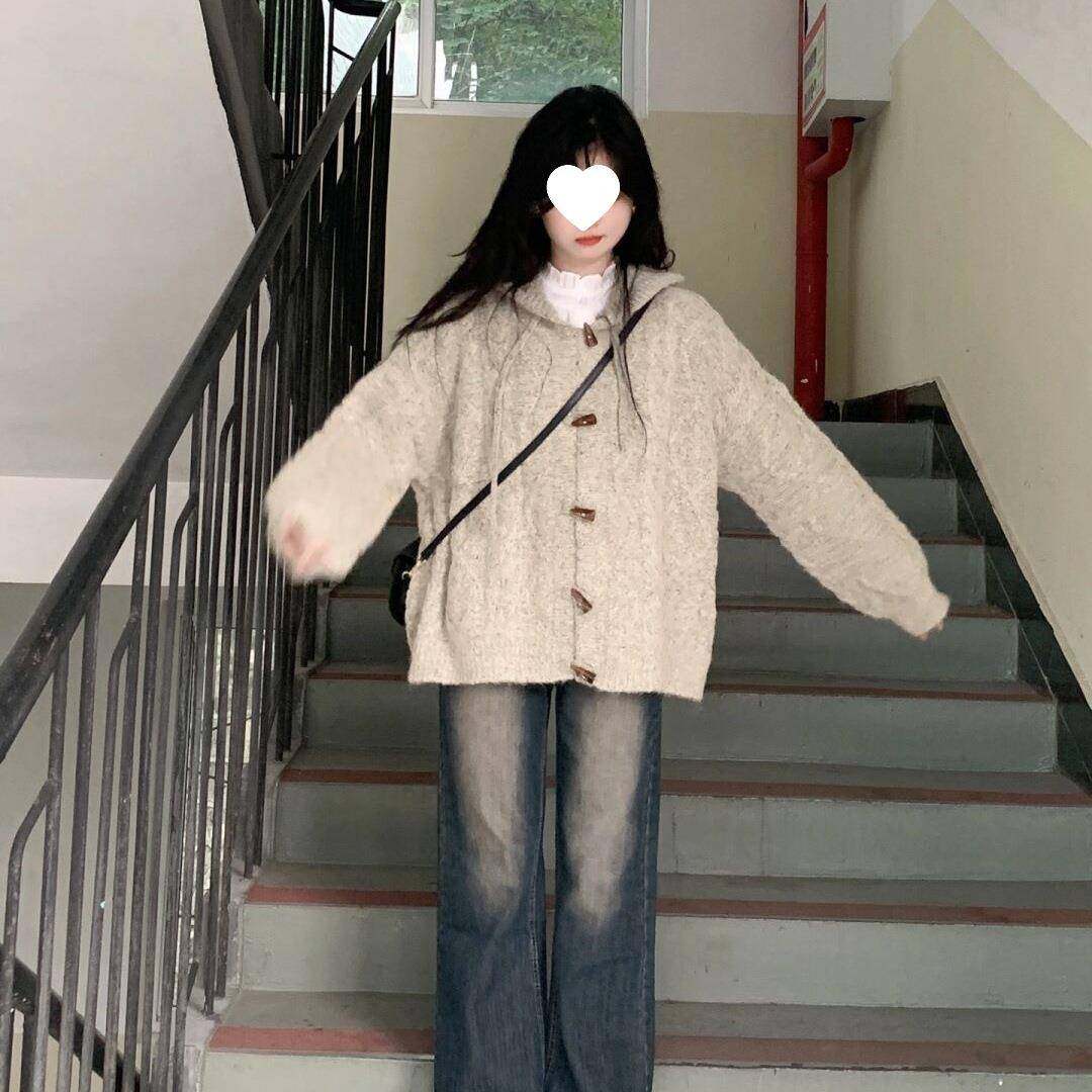 慵懒风牛角扣连帽毛衣外套开衫女2025秋冬新款加厚宽松针织衫上衣,女装/女士精品,毛衣,淘宝优惠券,粉丝福利购,淘宝优惠卷