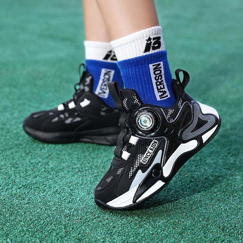 儿童黑色篮球鞋中大童轻便防滑软底运动鞋2026春秋新款男童休闲鞋