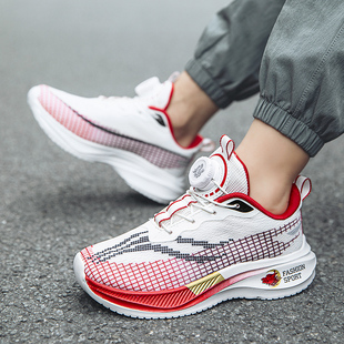 男孩网鞋跑步鞋2026春季新款超轻运动鞋儿童鞋子蛇年限定网面透气