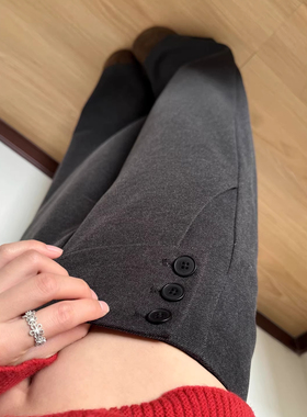 深灰色侧腰纽扣毛呢西装裤女秋冬新款低腰宽松显瘦垂感直筒阔腿裤