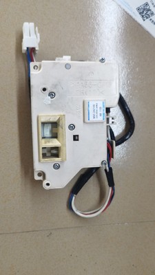 松下洗衣机门锁XQG80-E8122