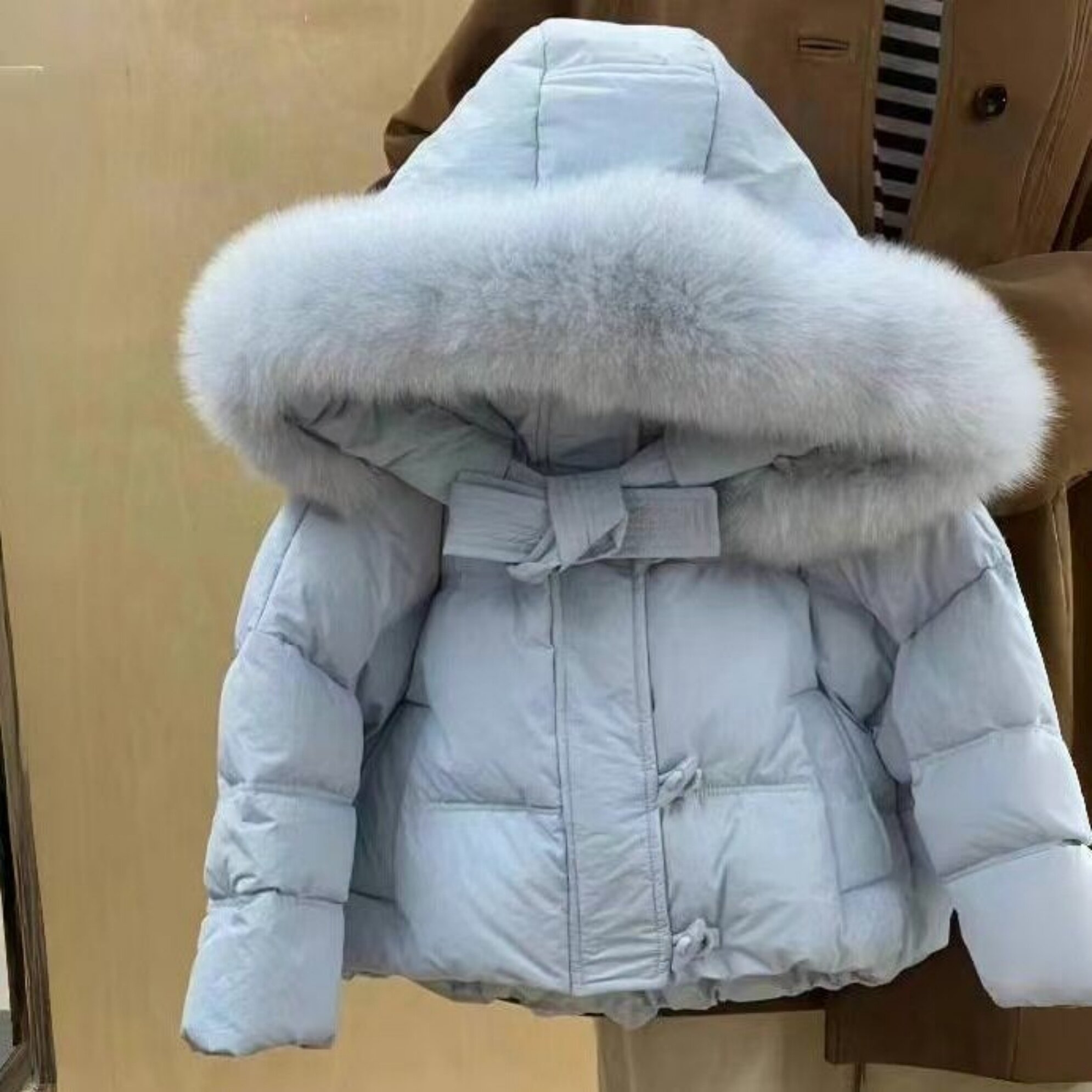 女童软儒短款大毛领棉服加厚外套