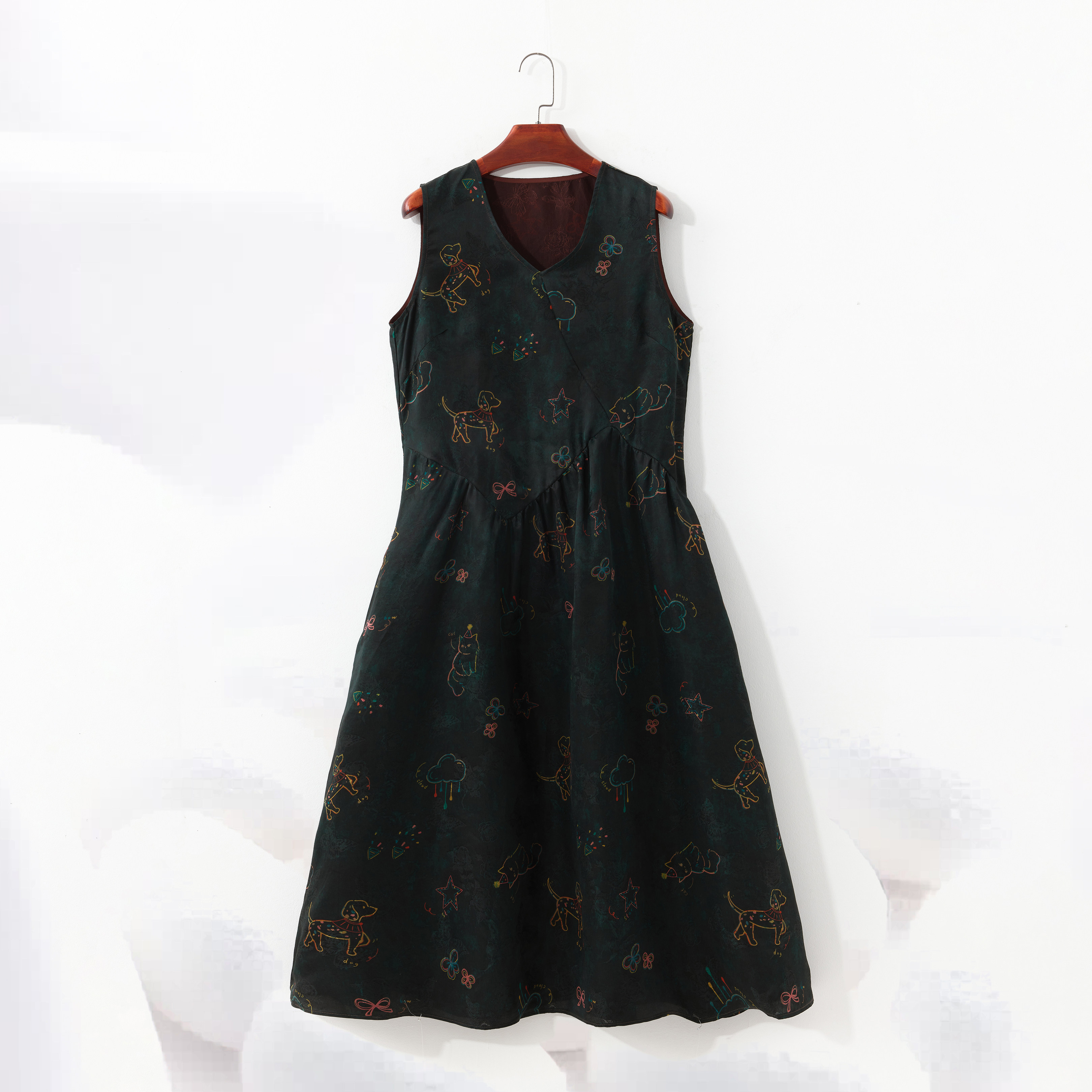 【100%桑蚕丝猫狗日记连衣裙】花罗香云纱V领设计背心连衣裙dz310