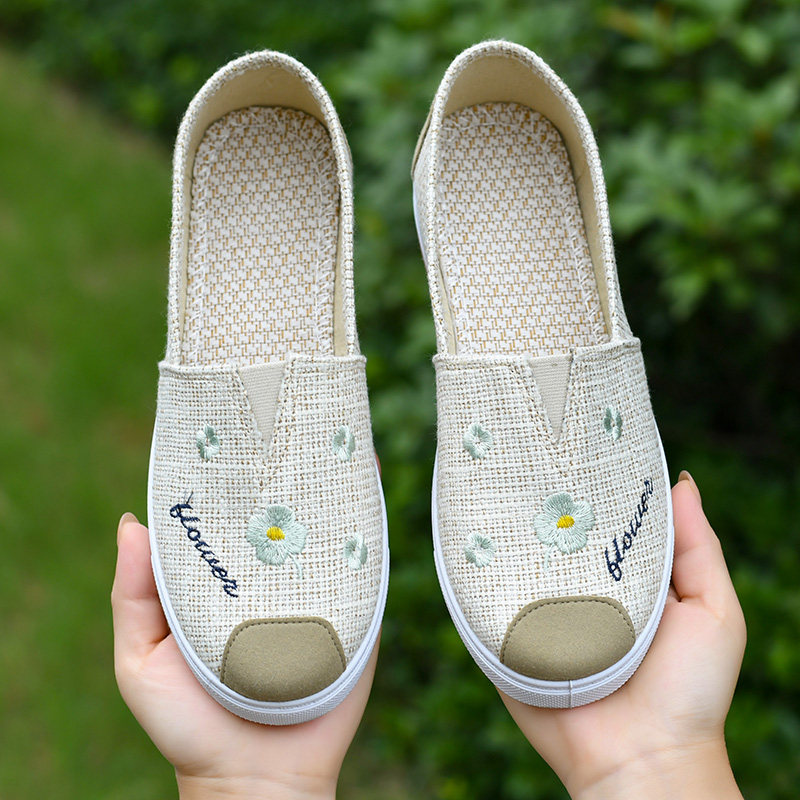 春秋老北京布鞋女新款轻便防滑中老年妈妈鞋舒适百搭女士休闲单鞋,女鞋,传统布鞋,淘宝优惠券,粉丝福利购,淘宝优惠卷