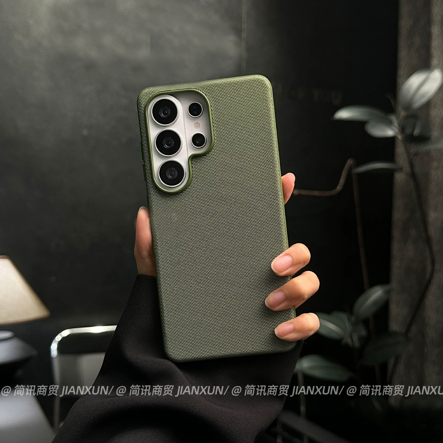 高级军绿色科技织物磁吸适用三星s26ultra手机壳s25ultra全包防摔防指纹软边硬壳s24ultra超火爆款男女编织纹