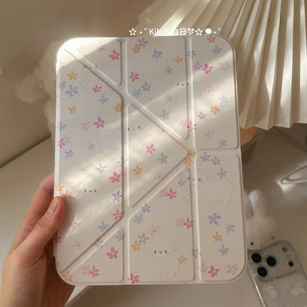 kiki原创/滑轨拆卸春日小羊花花适用于ipad保护壳平板保护套亚克力防弯硬Y折书本有笔槽air811英寸mini7笔槽