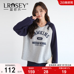 【学院风减龄假两件卫衣】蓝若水大码2026春装新款宽松印花上衣