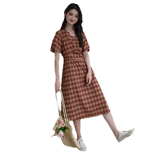 蓝若水大码女装复古别致V领格纹连衣裙胖MM2026夏装收腰显瘦A字裙