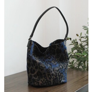 【PIGMISS】牛仔布豹纹水桶包女大容量松弛托特包单肩斜挎通勤包