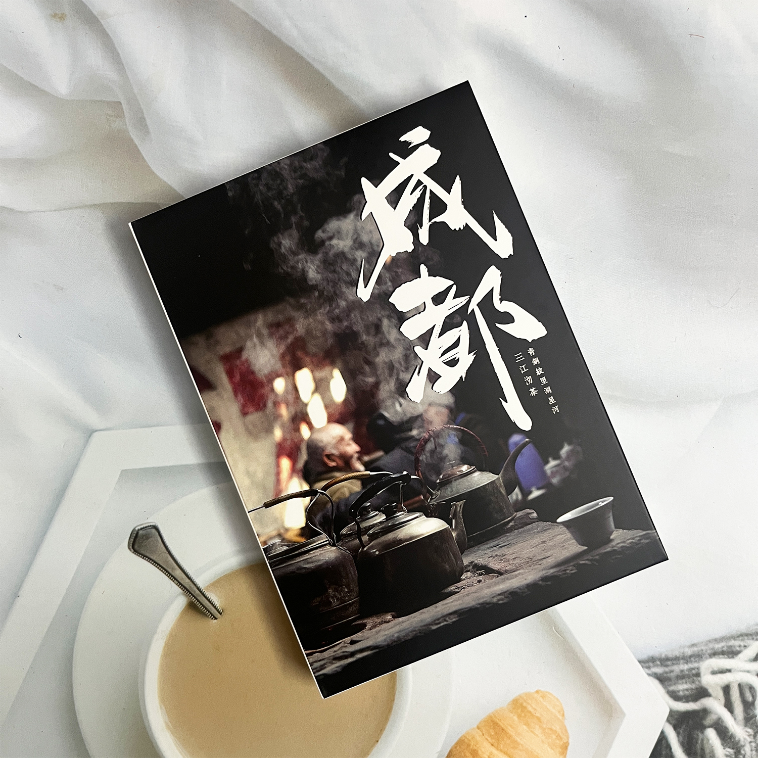 成都明信片盒装30张创意摄影贺卡自然风光卡片