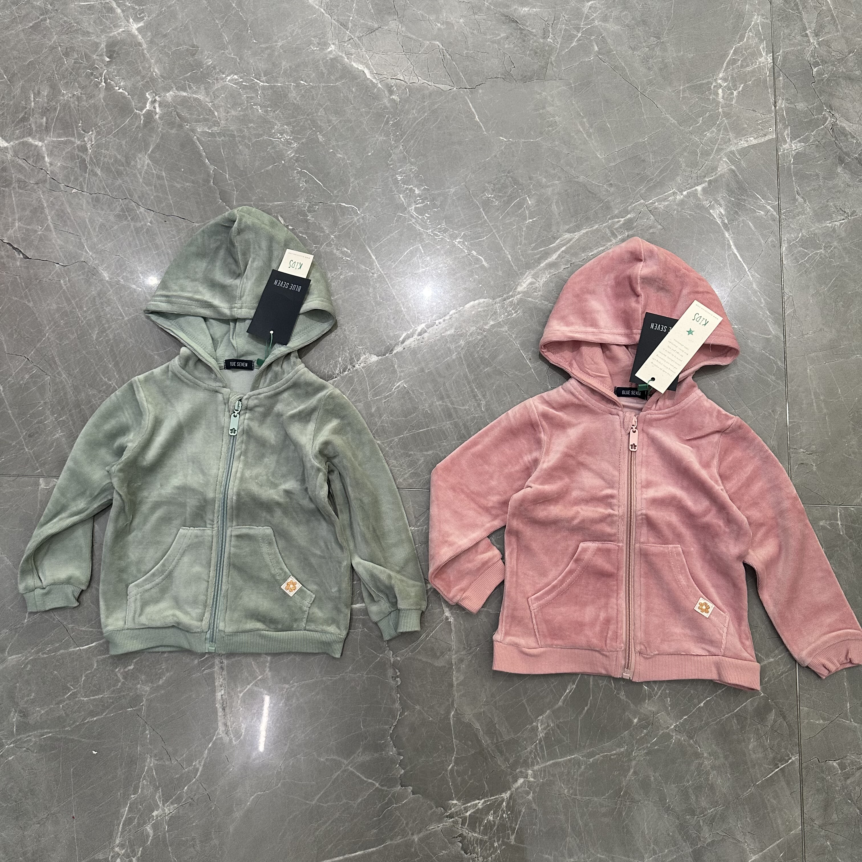 外贸童装出口德国女宝小童连帽卫衣拉链外套春秋款天鹅绒外出百搭