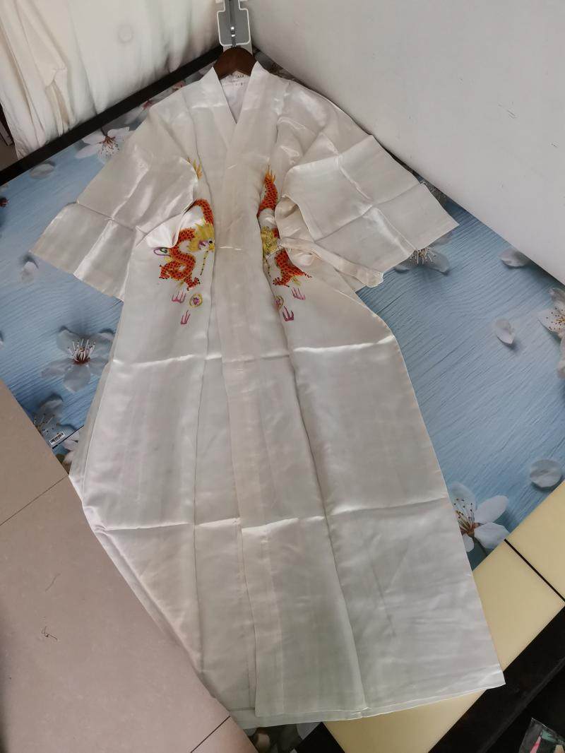 老工艺真丝软缎刺绣手绣桑蚕丝长款和服式系带纯色睡袍可做风衣