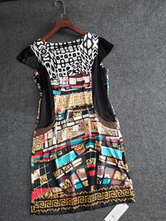 真丝弹力缎花色女新生代丝绸缎短袖圆领桑蚕丝裙真丝钉珠连衣裙