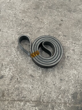 5564865  康明斯2.8发动机皮带多楔带8PK2510