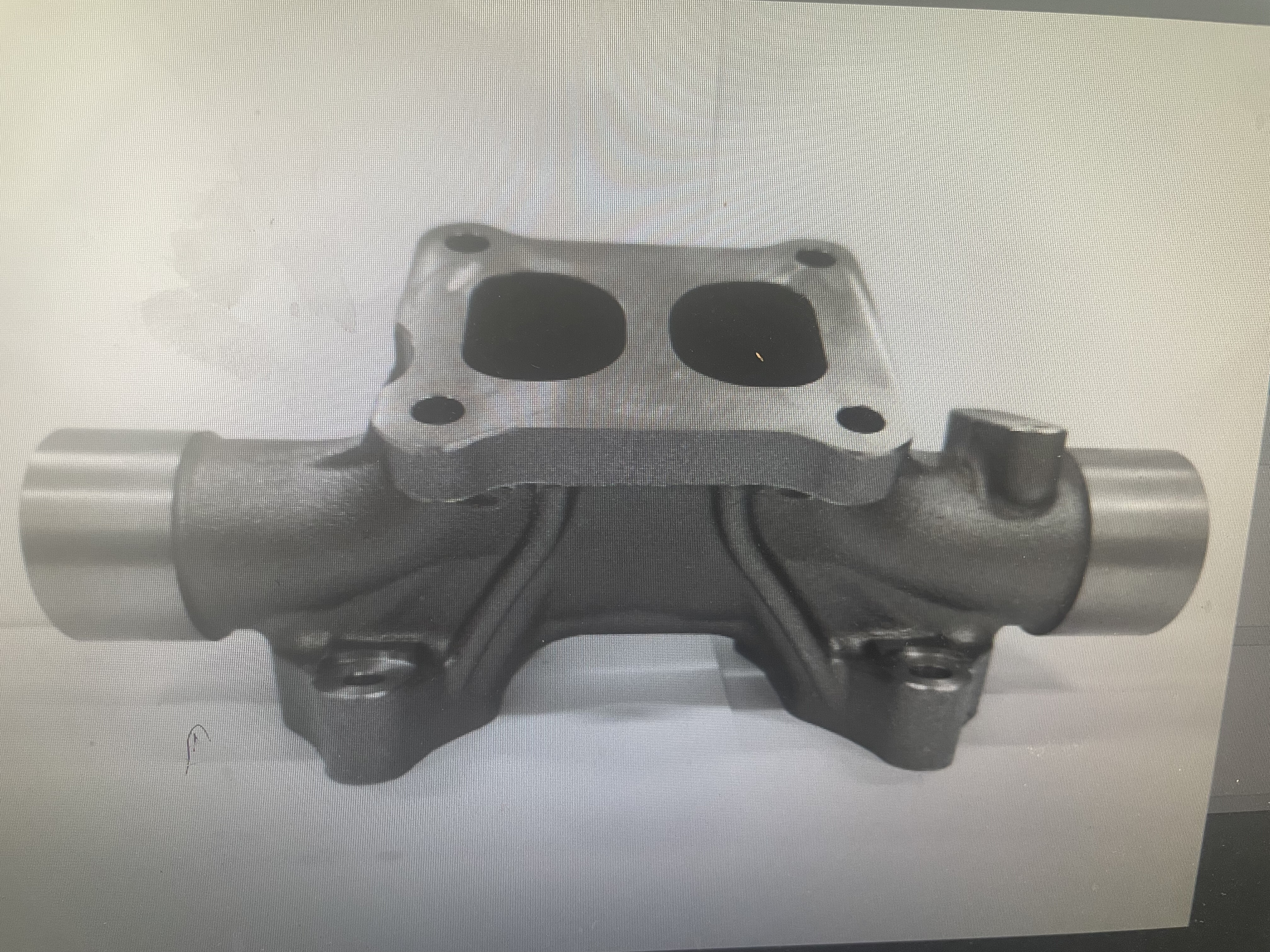 适配汕德卡豪沃曼发动机国五增压器连接管排气支管中段