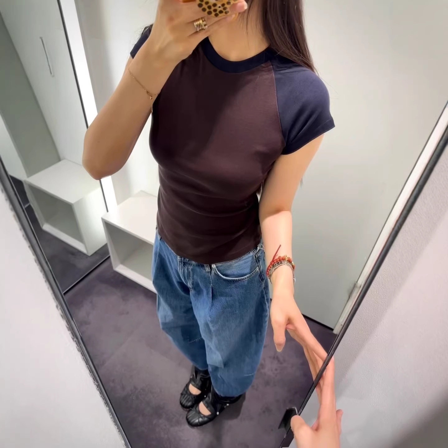 CS女装白色/蓝色修身微收腰棉质T