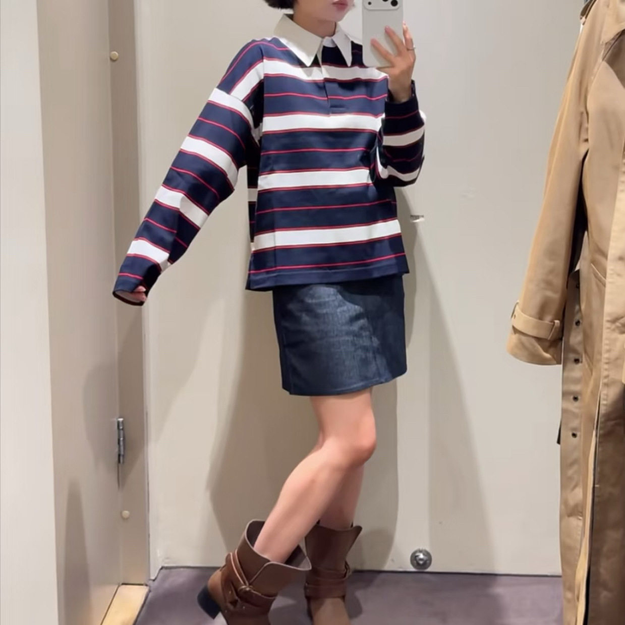 CS女装休闲版型条纹棉质橄榄球衬