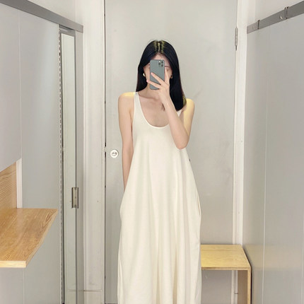 极简cos风白色棉质休闲无袖通勤修身针织连衣裙25年春季新款女装