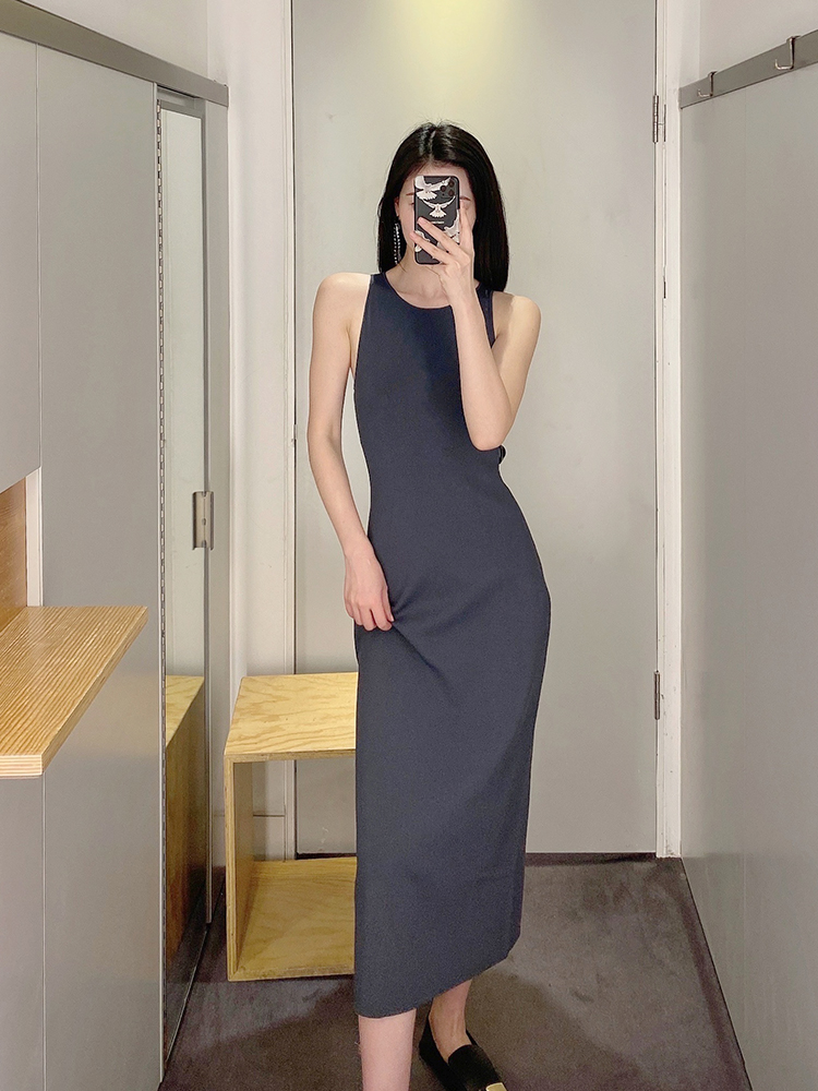 极简通勤灰色圆领气质中长款修身