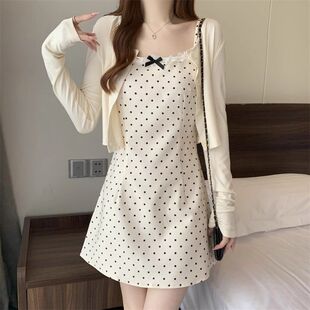 甜美套装女显瘦吊带裙波点连衣裙2026新款春季短款开衫外套