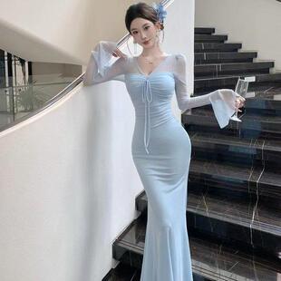 法式V领蓝色喇叭袖网纱连衣裙女高级感御姐风修身包臀鱼尾裙长裙