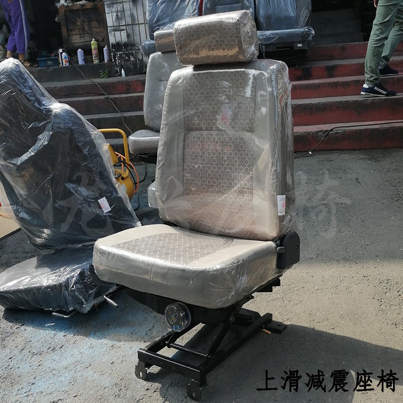 IT IS SUITABLE FOR DONGFENG TIANJIN VR SPECIAL BUSINESS SANHUAN HAOLONG YANLONG HUASHEN AUTOMOBILE THICKENED SHOCK ABSORBING SEAT ASSEMBLY ORIGINAL INSTALLATION