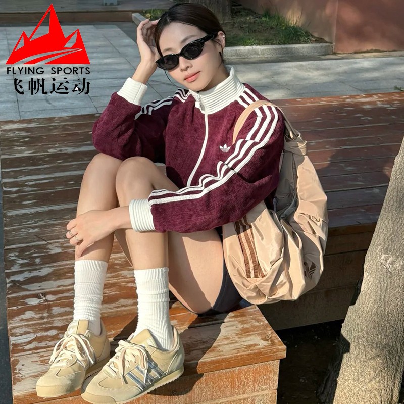 阿迪达斯三叶草女装2025冬季复古时尚针织立领运动夹克外套KS0400