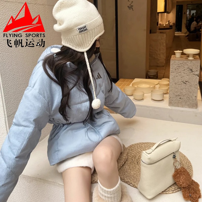 阿迪达斯保暖蓝色收腰连帽羽绒服