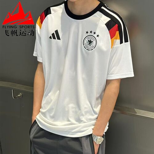 阿迪达斯男子2026德国队世界杯主场助威版速干足球短袖球衣JZ4556