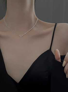 新款爱心项链女小众设计感轻奢百搭时尚简约个性心形锁骨链潮新款
