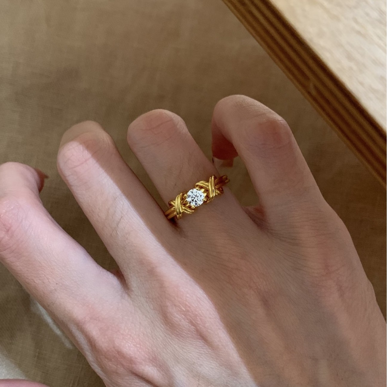 新款交叉绑带镶钻戒指女款小众设计开口可调节指环气质轻奢高级感