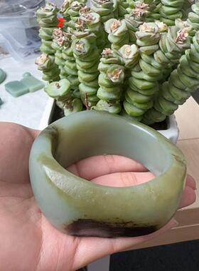 新疆和田玉籽料秋梨皮随行手镯