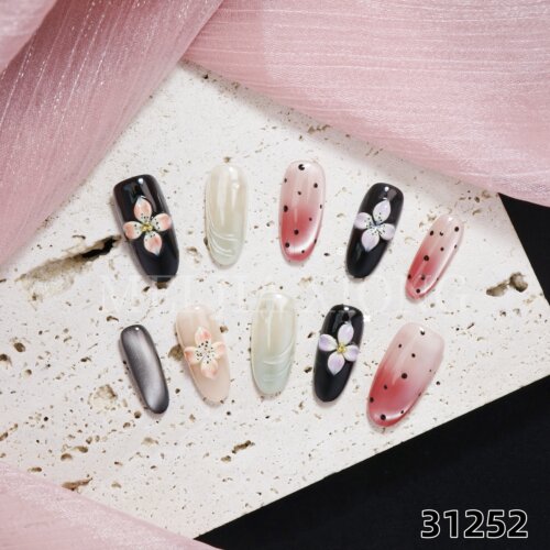 美甲熊 原创高级轻奢纯手工穿戴甲 中椭圆 23mm 31252