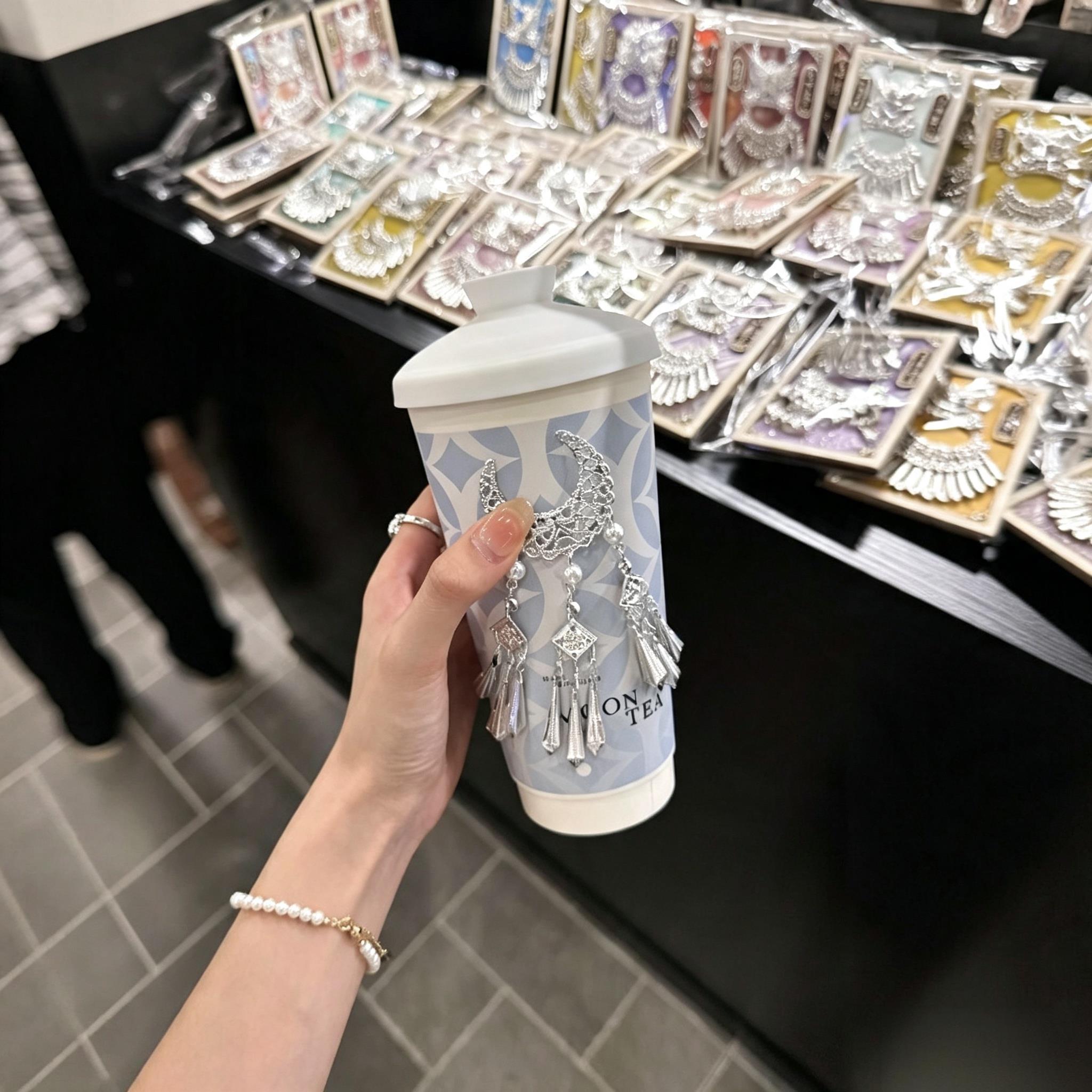 民族风奶茶装饰杯套创意图片
