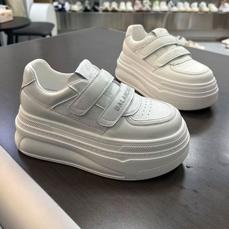 港风ulzzang百搭增高小白鞋2026春夏新款休闲鞋厚底白色单鞋透气