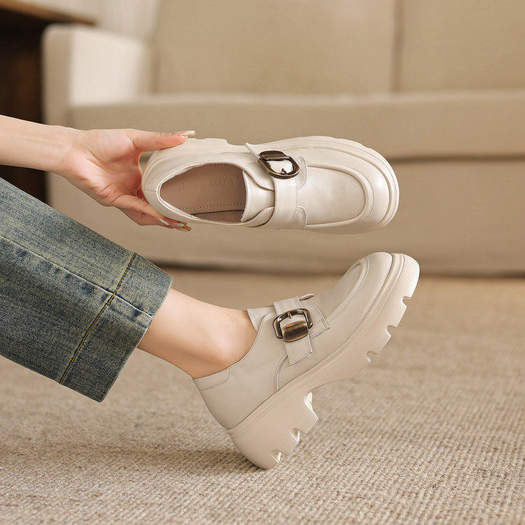 圆头粗跟橡胶发泡胶粘工艺头层猪皮深口单鞋,女鞋,深口单鞋,淘宝优惠券,粉丝福利购,淘宝优惠卷