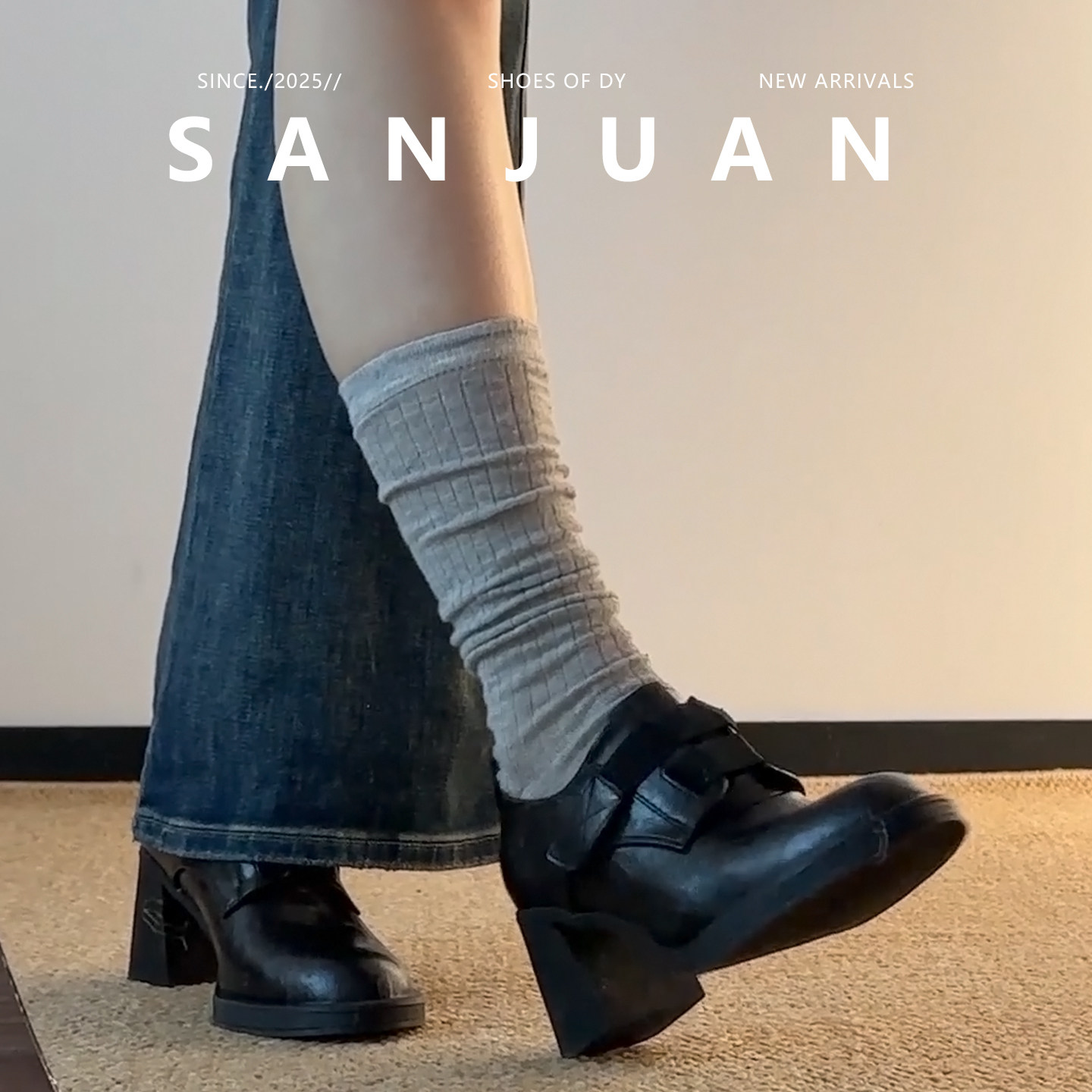 百搭厚底粗跟单鞋圆头黑色小皮鞋