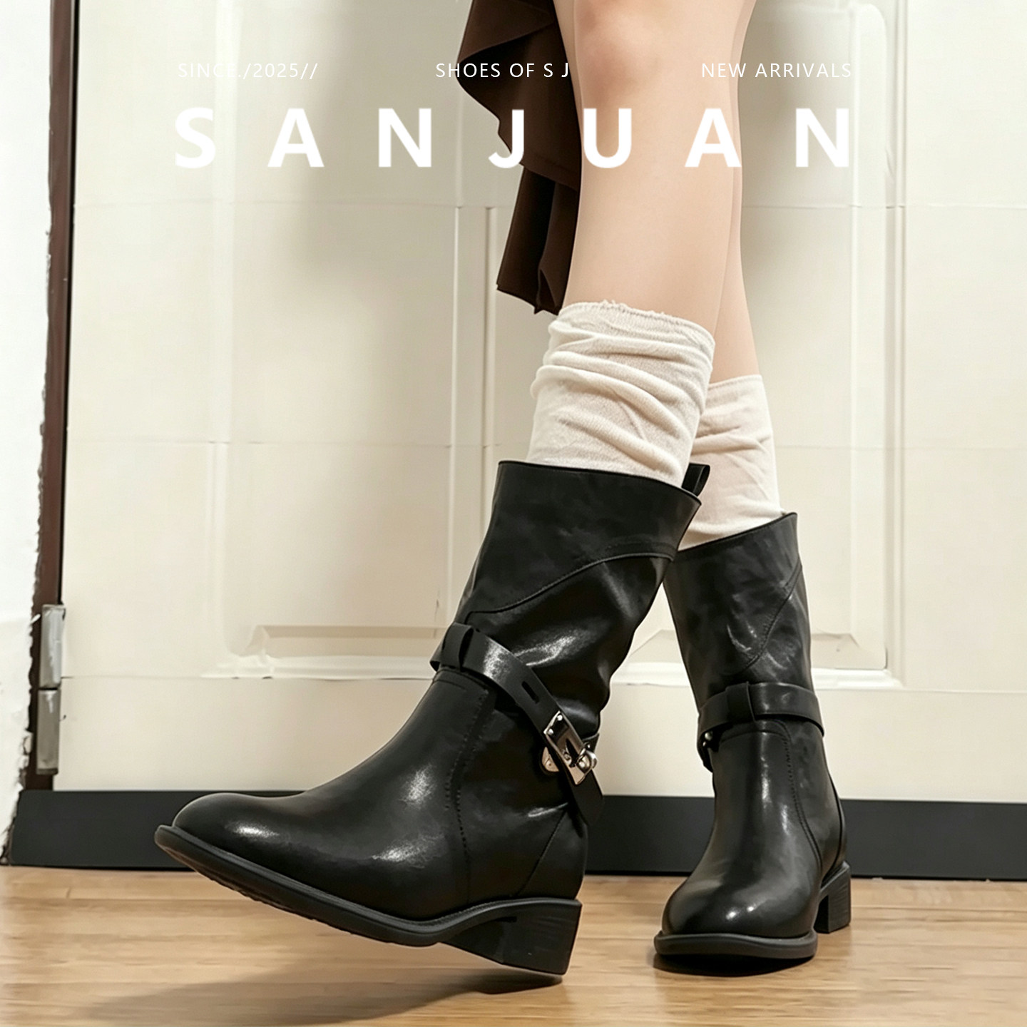 羊皮版sanjuan三卷英伦机车靴金属扣圆头短靴粗跟通勤骑士靴黑色