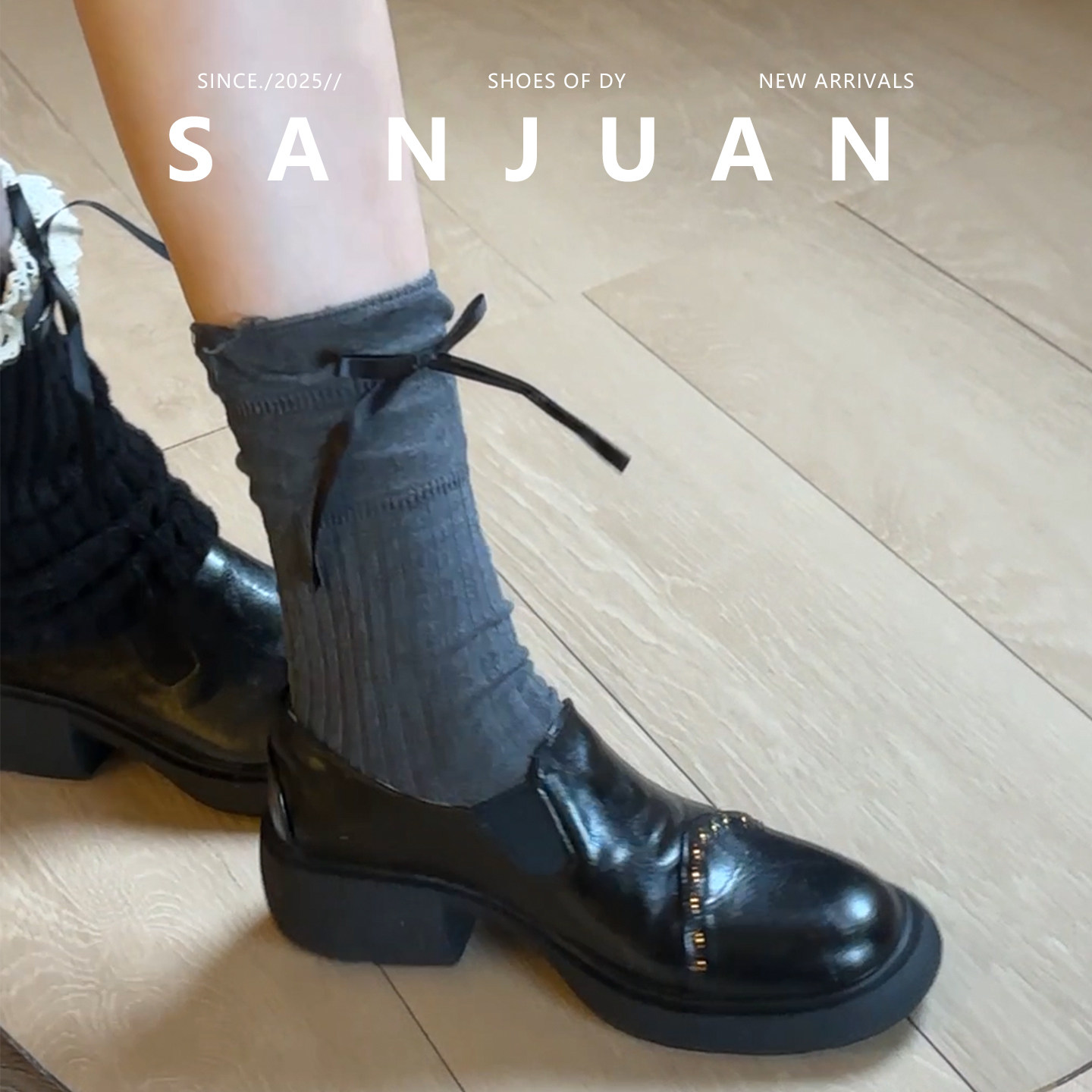 黑色/棕色百搭铆钉单鞋小皮鞋