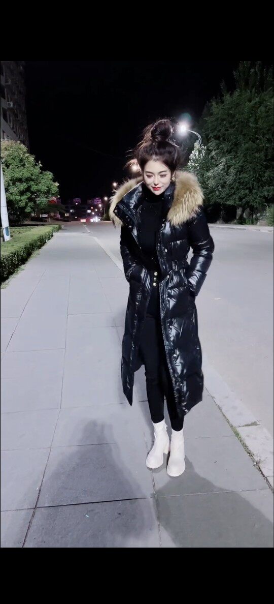 保暖加厚收腰显瘦长款羽绒服