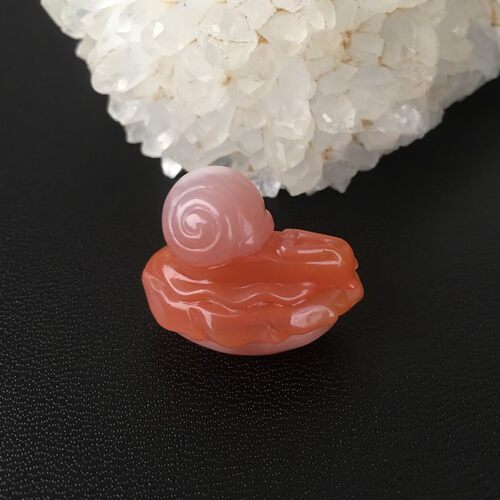天然无烧吊坠雕刻福蜗南红玛瑙