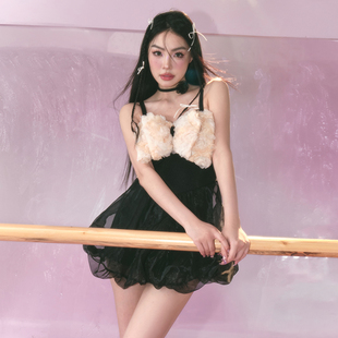 罗卡艺新款 游泳衣女 高级感花瓣蝴蝶结花苞裙显瘦遮肚温泉度假裙式