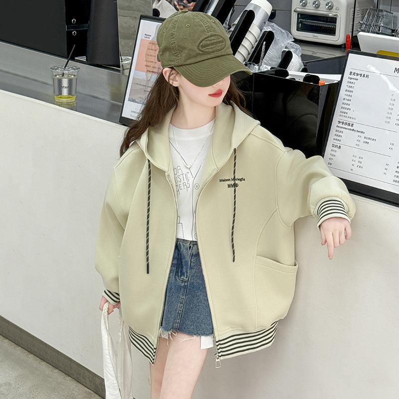 女童棒球服外套春秋款2025新款韩版洋气休闲大童连帽卫衣时髦上衣