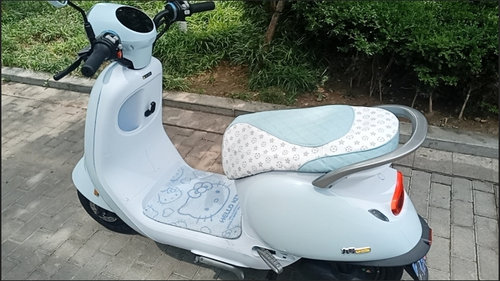 九号小Q坐垫套Q708085C坐垫套防晒隔热四季通用透气皮革坐垫套
